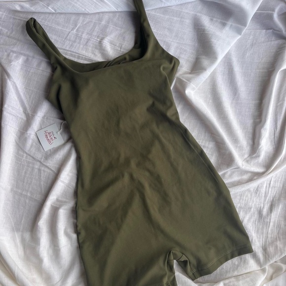 Hanalei Active Unitard - Picture 1 of 2